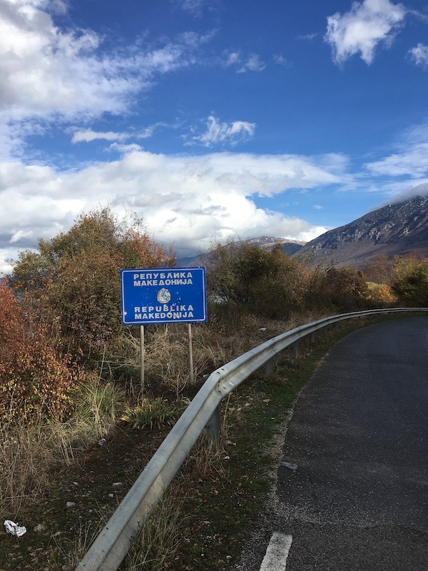 How to cross the land border between Albania and North Macedonia by foot